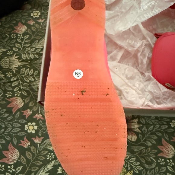 Hunter Women’s Bright Pink Rain Boots (Like New) - Picture 8 of 10